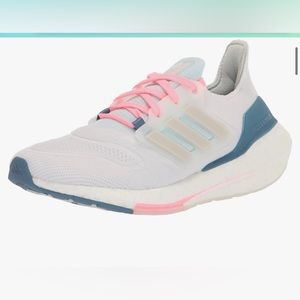 Adidas ultra boost 22 - womens size 9